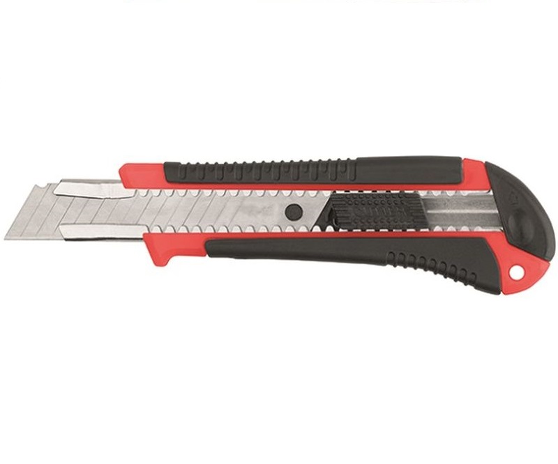 Нож технический Курс Контур 10173, 18 мм усиленный, прорезиненный, лезвие 15 сегментов усиленный гвоздодер курс
