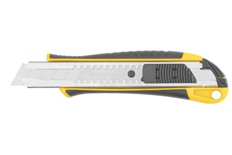 Нож технический 10247, 18 мм усиленный прорезиненный, 2-х сторонняя автофиксация