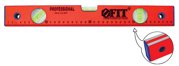 Уровень Стандарт 18056 3 глазка, красный корпус, фрезерованная рабочая грань, шкала 600 мм