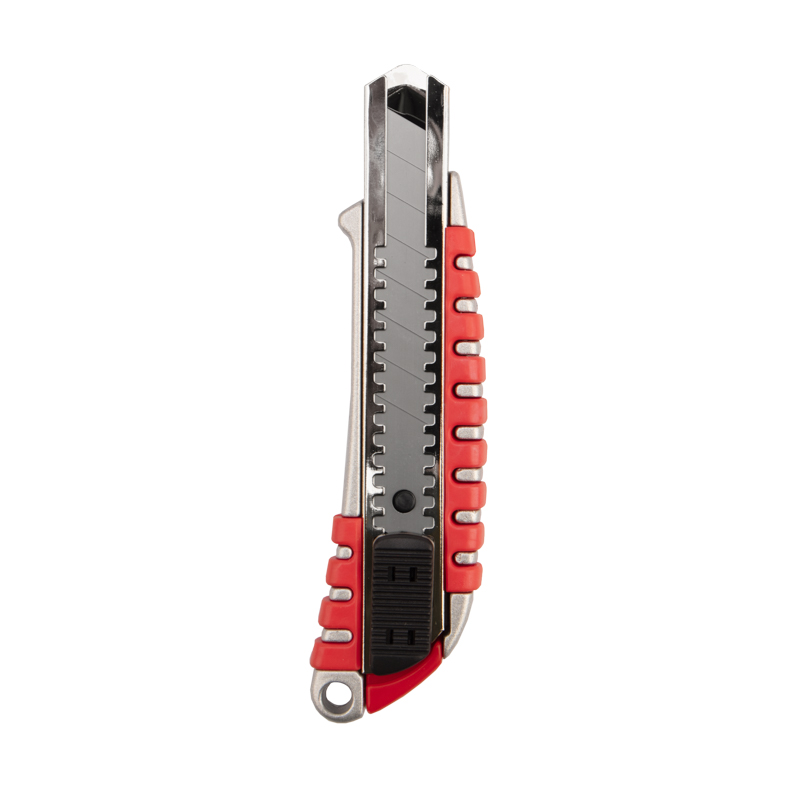 Нож 12-4900 с сегментированным лезвием 18 мм, металлический обрезиненный корпус
