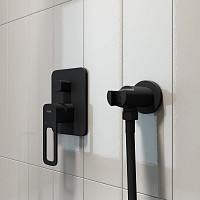 Шланговое подключение Iddis Built-in Shower Accessories 003BL01i62 с держателем для лейки, черный от Водопад  фото 5