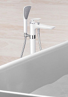 Смеситель для ванны с душем Kludi Balance 525909175 напольный, белый / хром от Водопад  фото 4