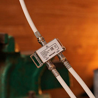Делитель PROconnect ТВ "краб" х 2 под F-разъем 05-6001 (5 - 1000 МГц) от Водопад  фото 3